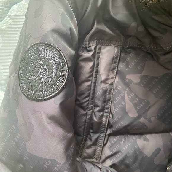 Diesel - Picture 7 of 12